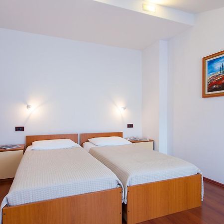 Apartments Villa Brioni II Fažana Pokoj fotografie